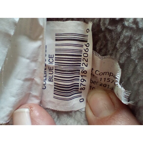 The Northwest “Blue Ice” Cat Throw Blanket Collin Bogle 44" x 58" 2014 Soft - Picture 7 of 7